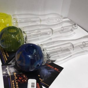 Spillproof Water Bubbler/Pipe by Johnny Be
