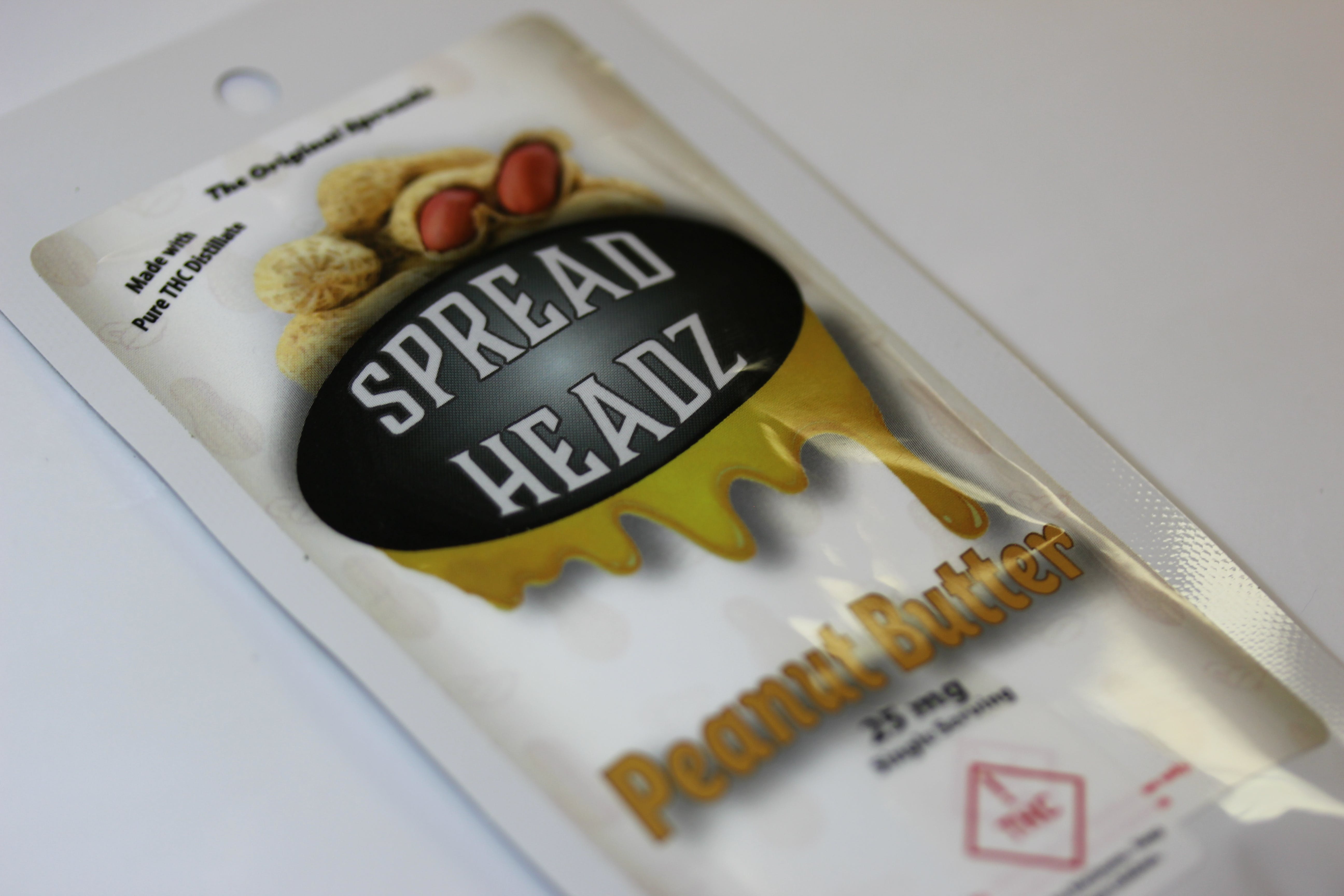 edible-spread-headz-hazelnut-cacao-peanut-butter-spreads-25mg