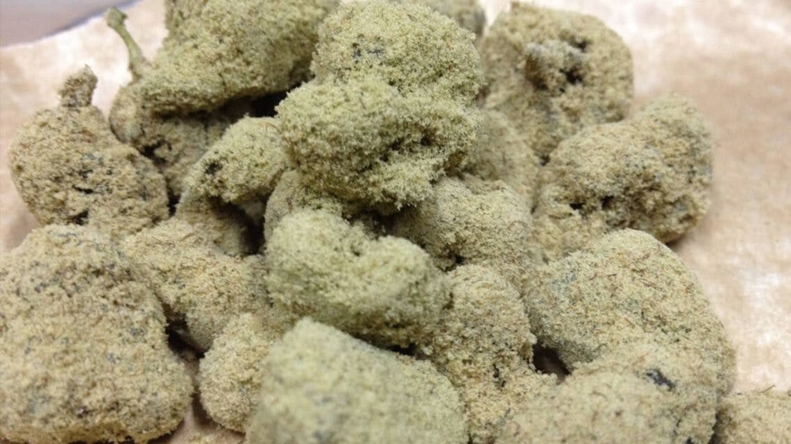concentrate-strawberry-cough-moonrocks