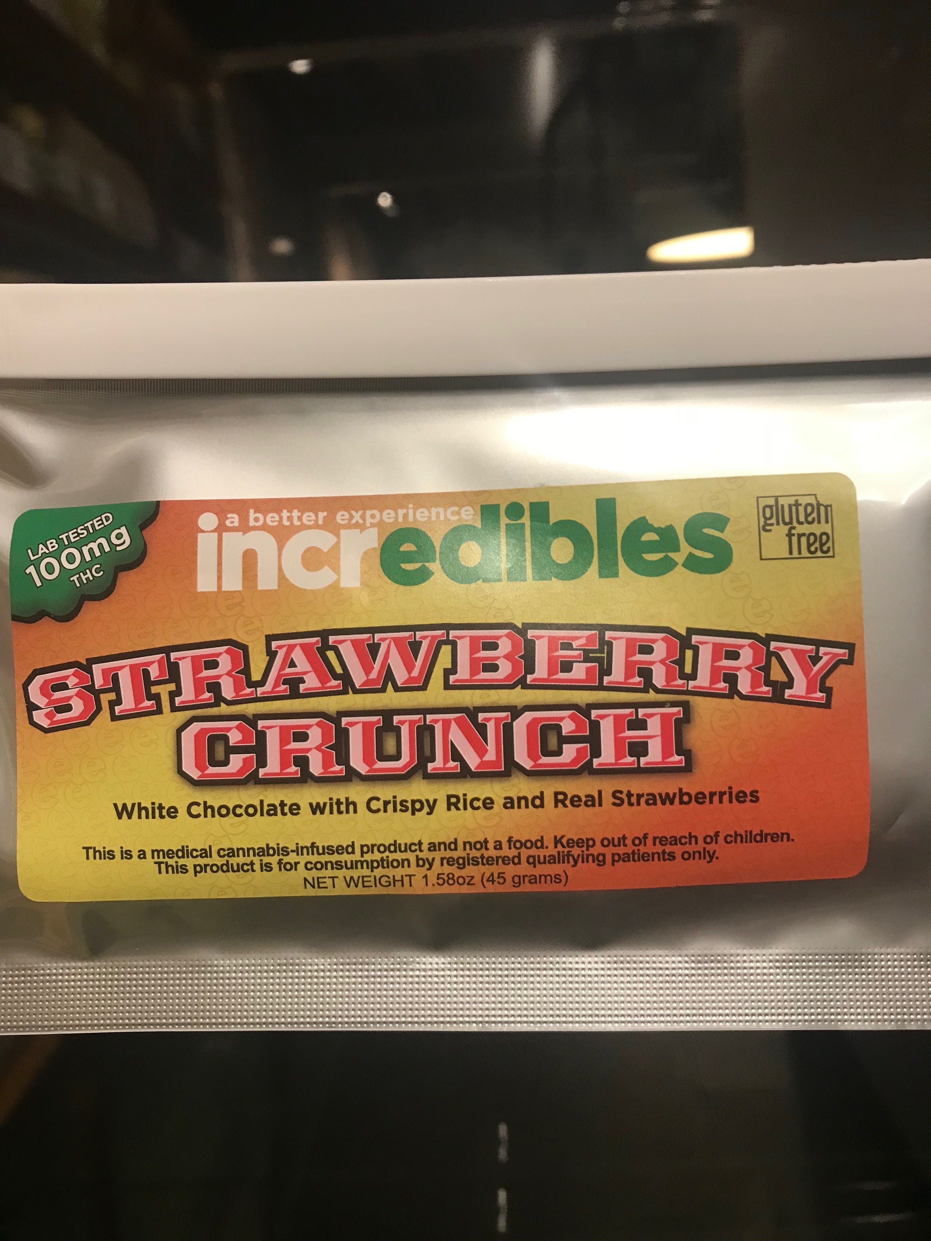 edible-strawberry-crunch-bar