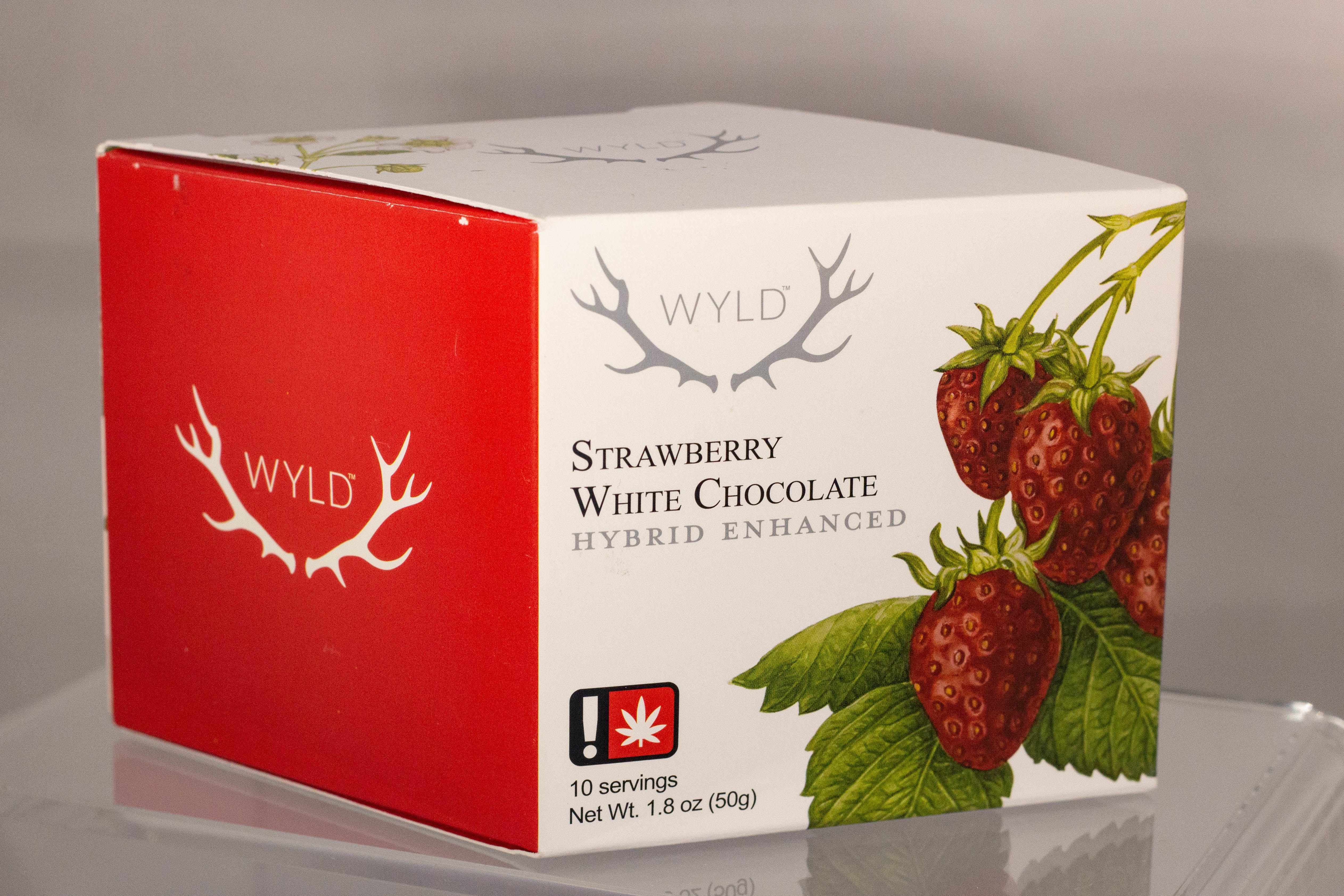 edible-strawberry-white-chocolate-10pk-by-wyld
