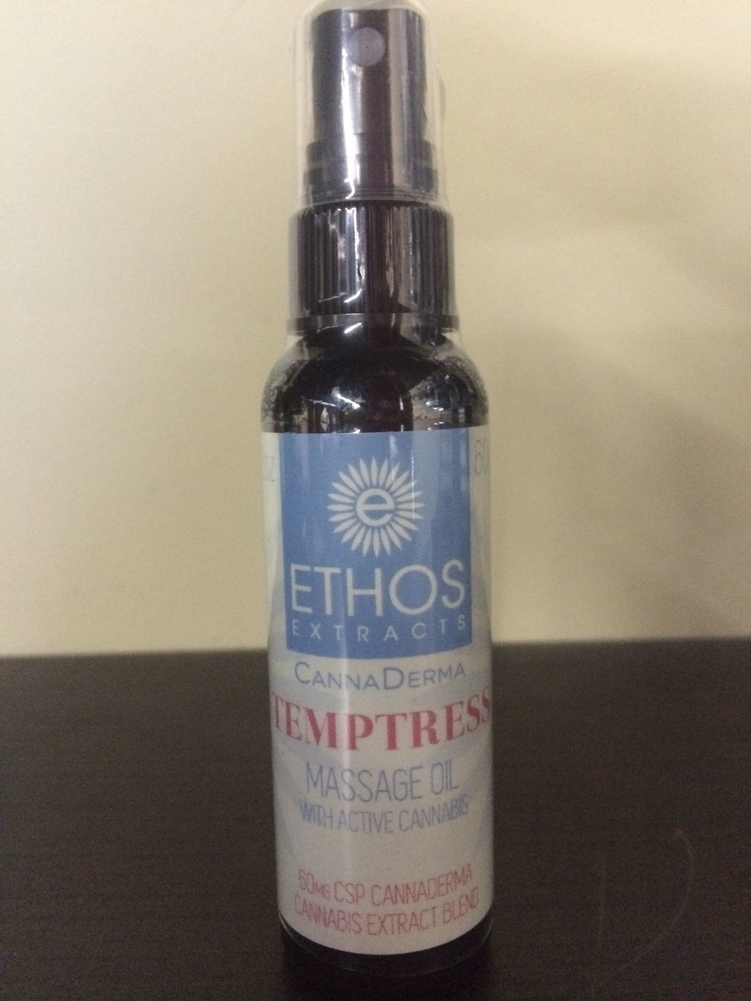 topicals-temptress-message-oil-60mg