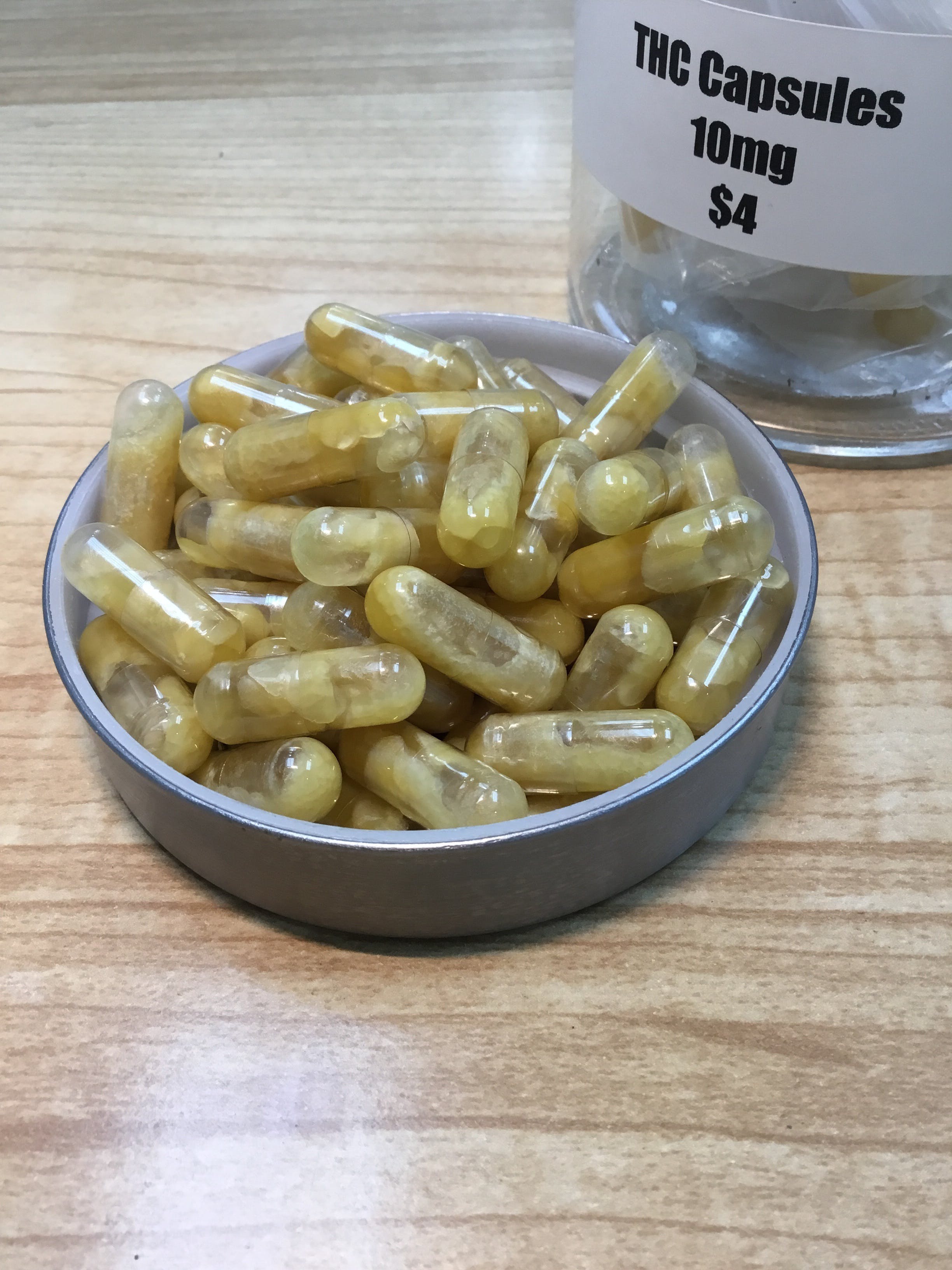 edible-thc-capsules-10mg