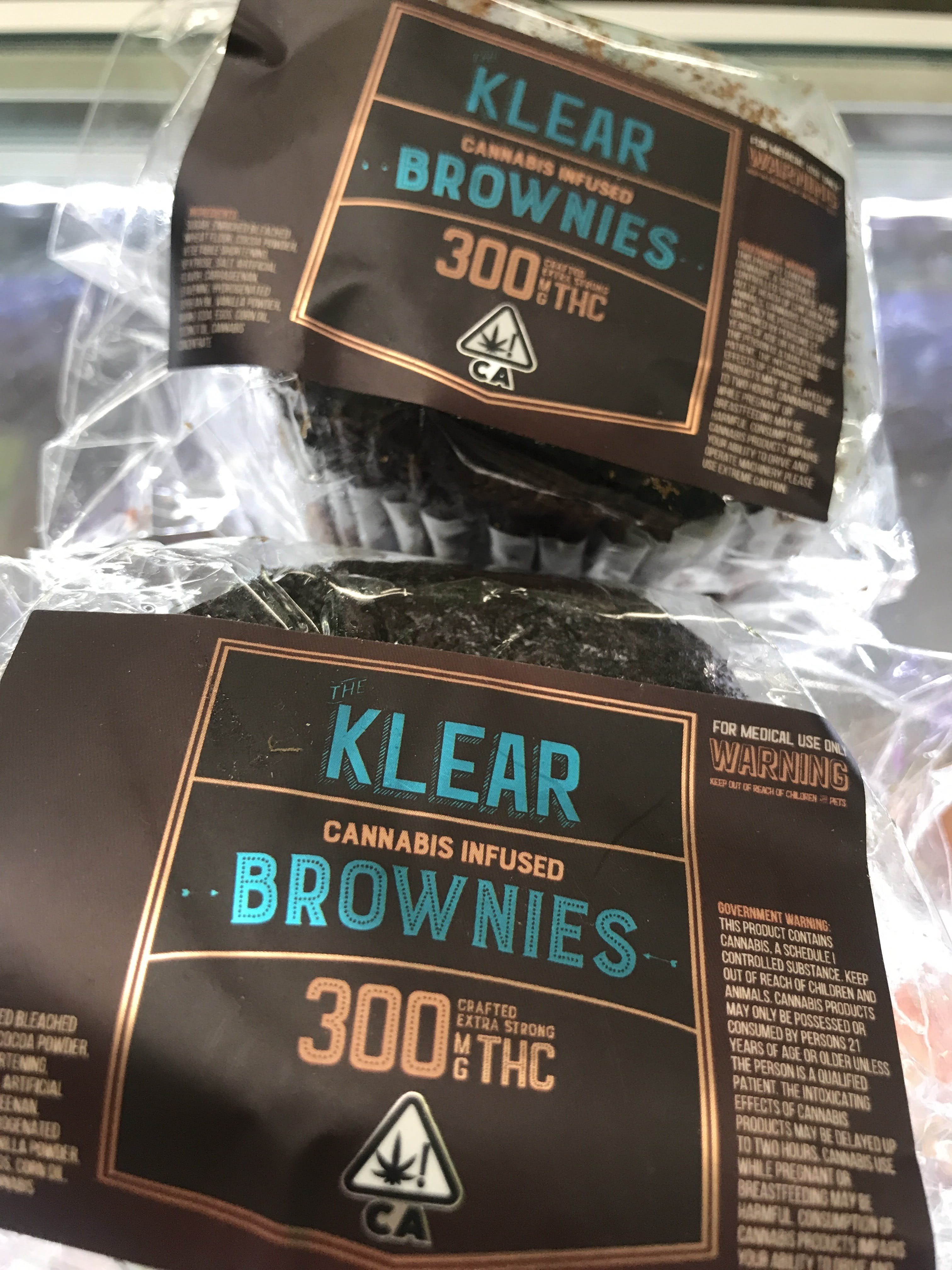edible-thc-clear-brownies-300-mg
