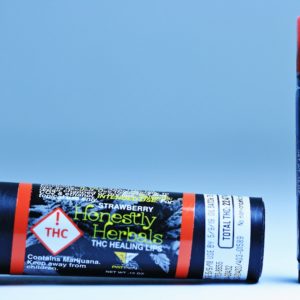 THE PAT PEN - Honestly Herbals Lip Balm (Strawberry)