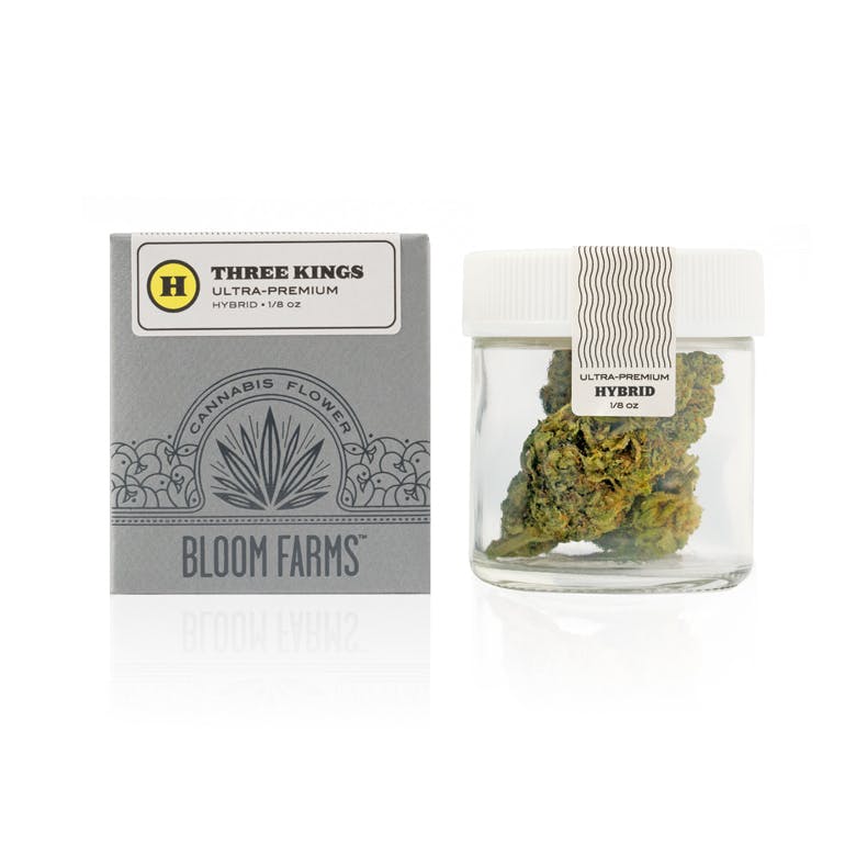 marijuana-dispensaries-royal-greens-in-los-angeles-three-kings-ultra-premium-flower