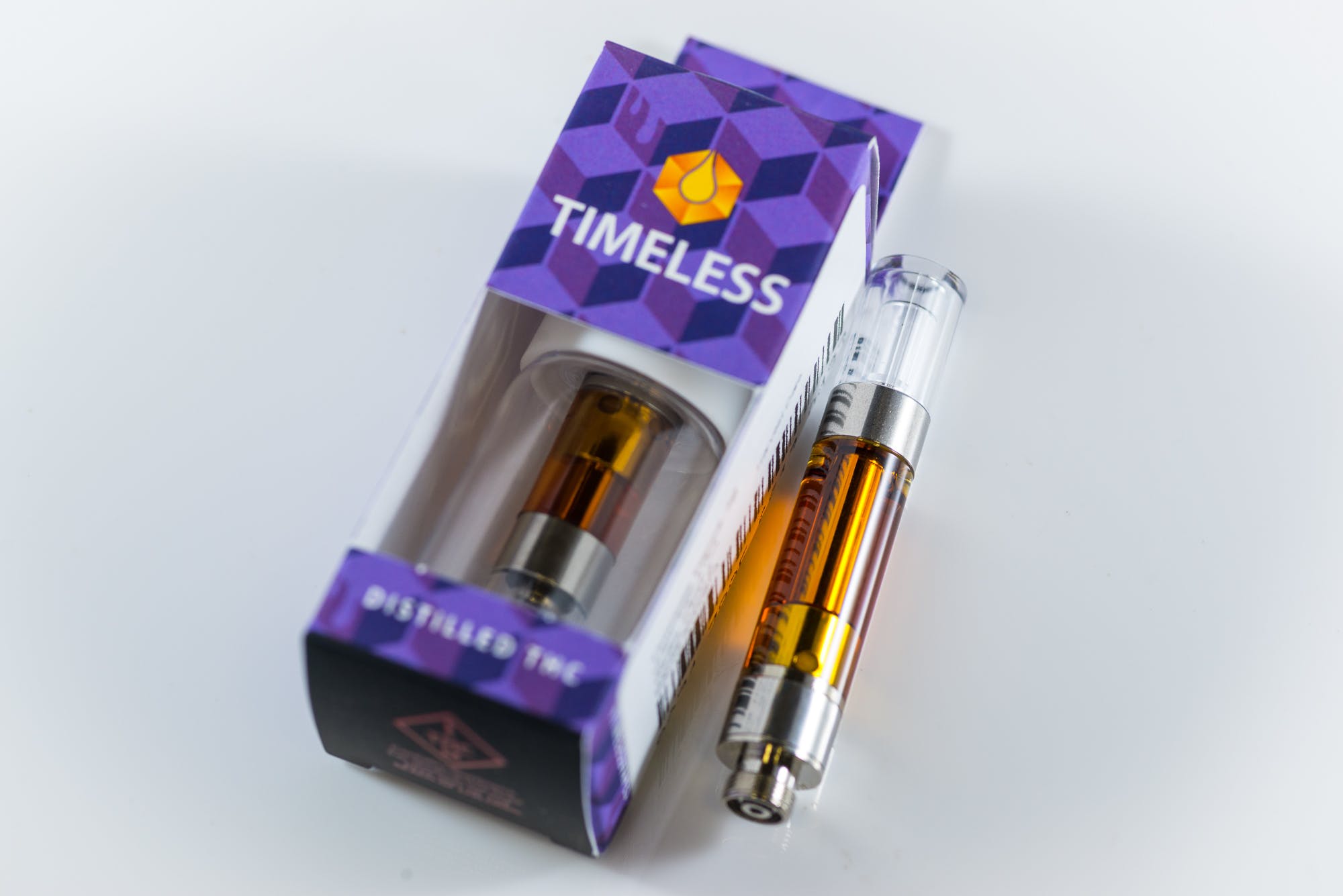 concentrate-timeless-vapes-timeless-vapes-cartridge-grand-daddy-purp