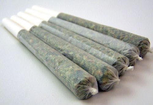 marijuana-dispensaries-east-la-collective-25-cap-in-east-los-angeles-top-shelf-pre-roll