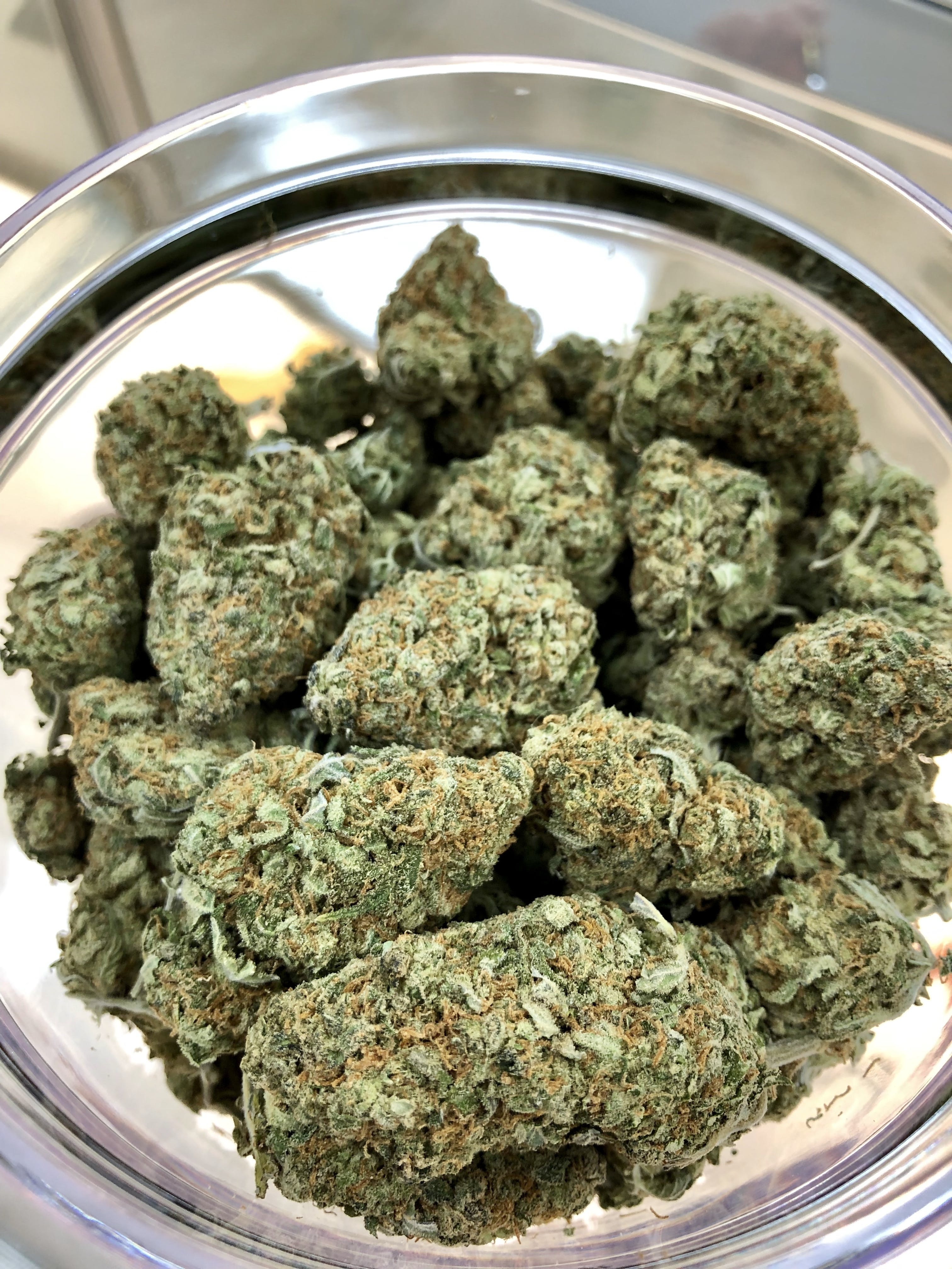 marijuana-dispensaries-green-flower-dispensary-in-tulsa-tres-dawg