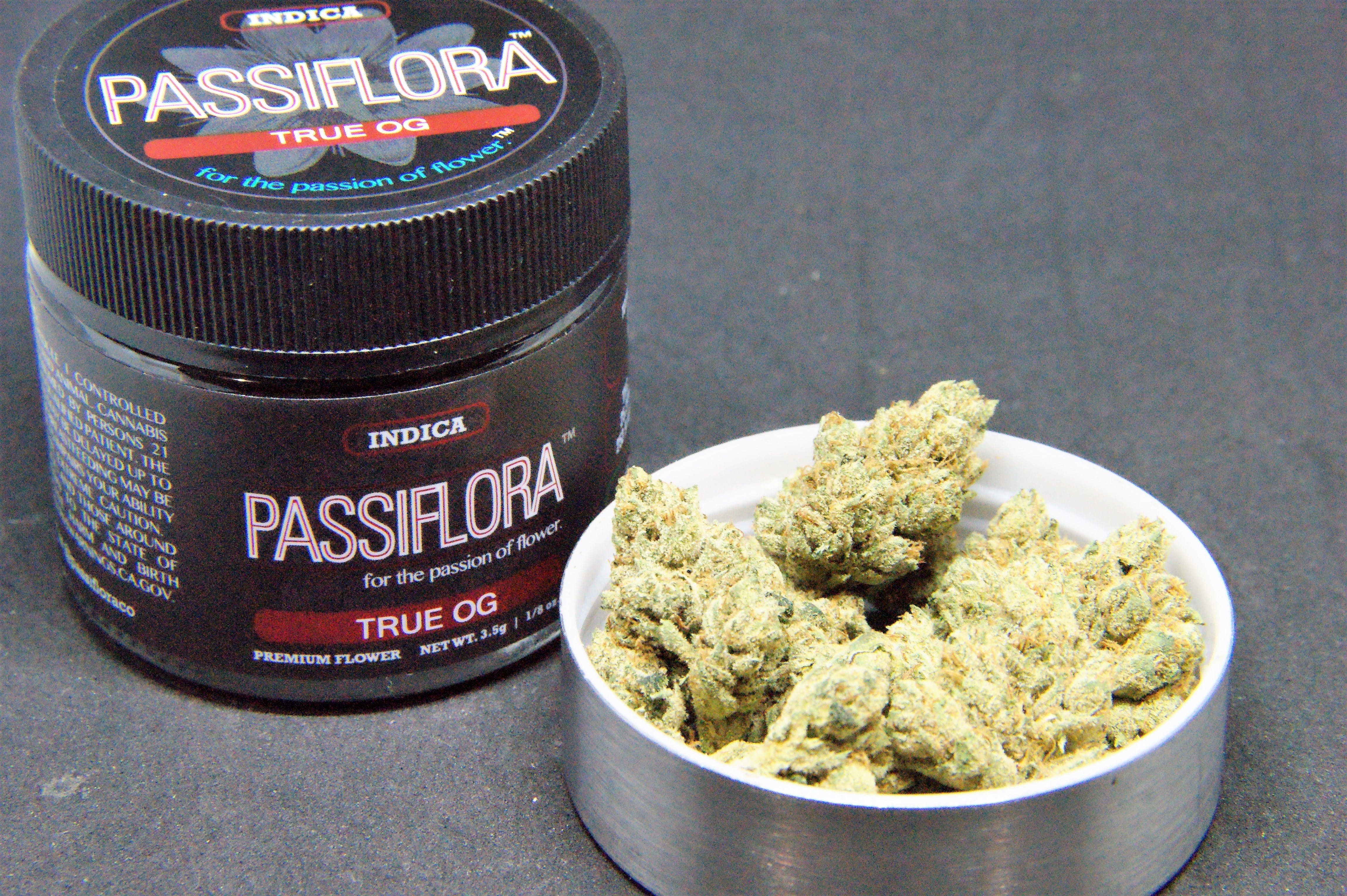 marijuana-dispensaries-21627-devonshire-st-chatsworth-true-og-by-passiflora