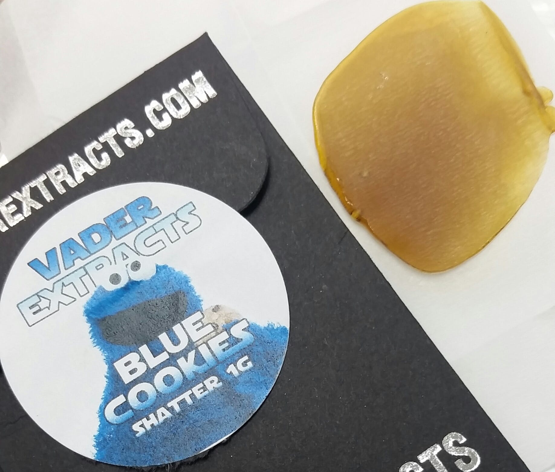 wax-vader-extracts-blue-cookies-shatter