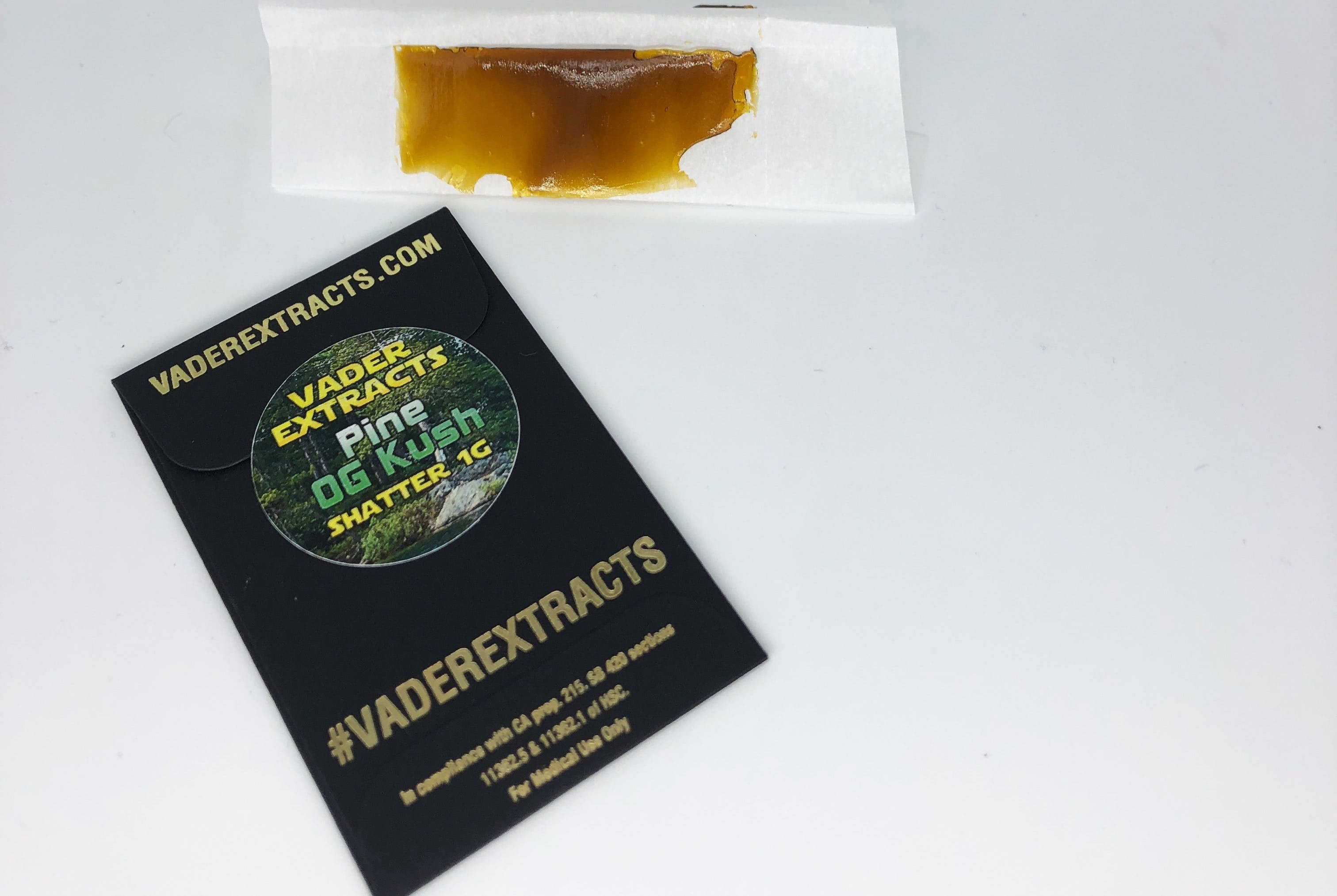 concentrate-vader-extracts-trim-run-pine-og-kush