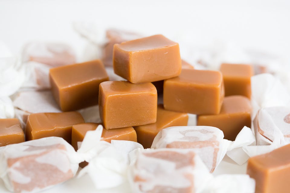 edible-vanilla-caramels-sativa-a-indica-by-frontier-manufacturing