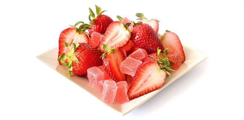 edible-wana-sour-strawberry-cbd-gummies-101