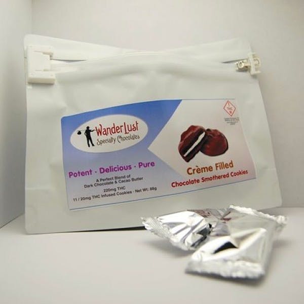 edible-wanderlust-chocolate-smothered-treats-220mg