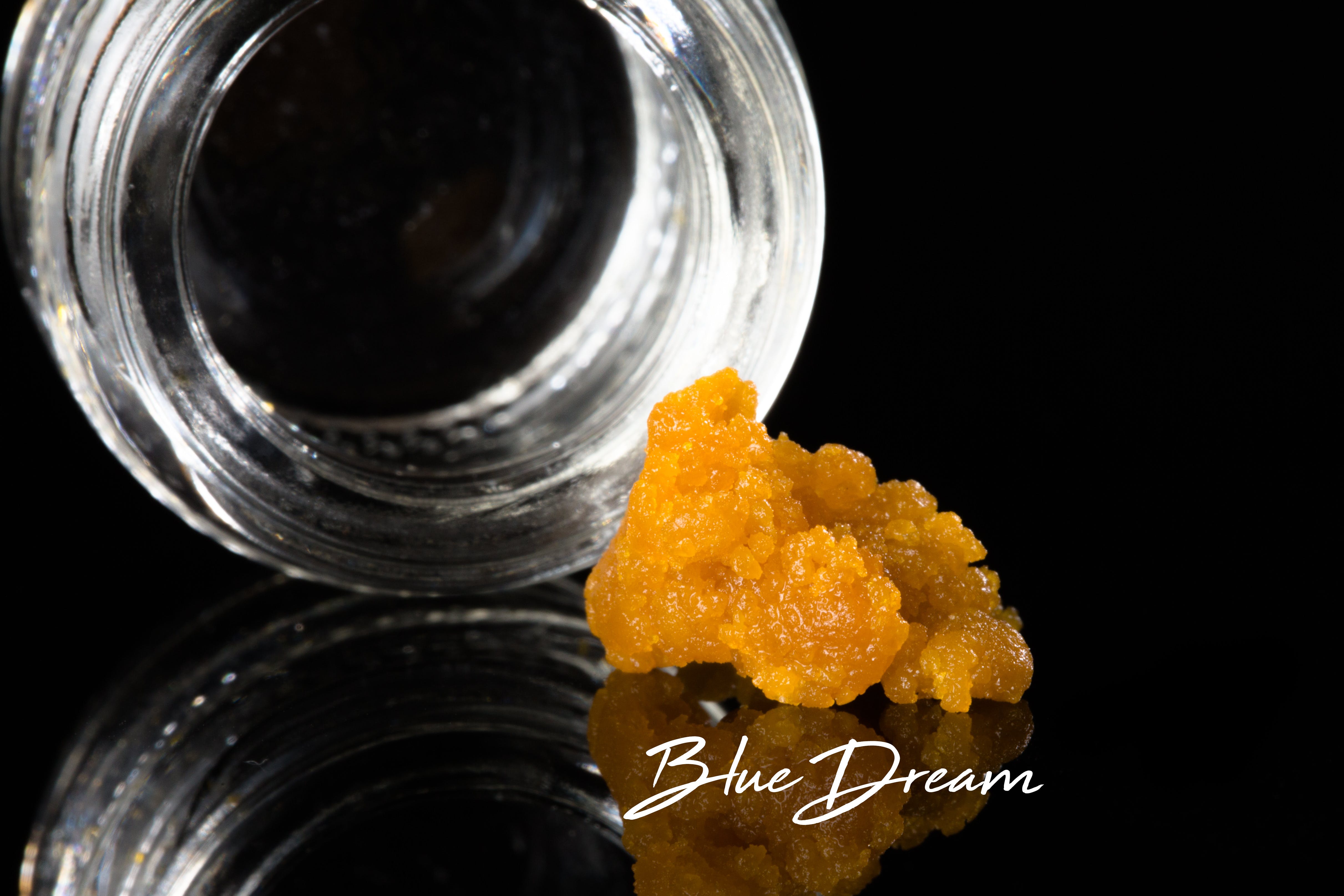 concentrate-wax-by-mountain-top-blue-dream-high-terpene-crumble-thc-69-60-25-sativa