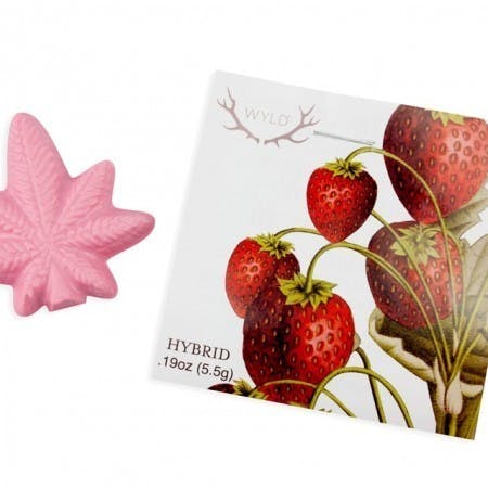 Wyld: White Chocolate - Strawberry Hybrid