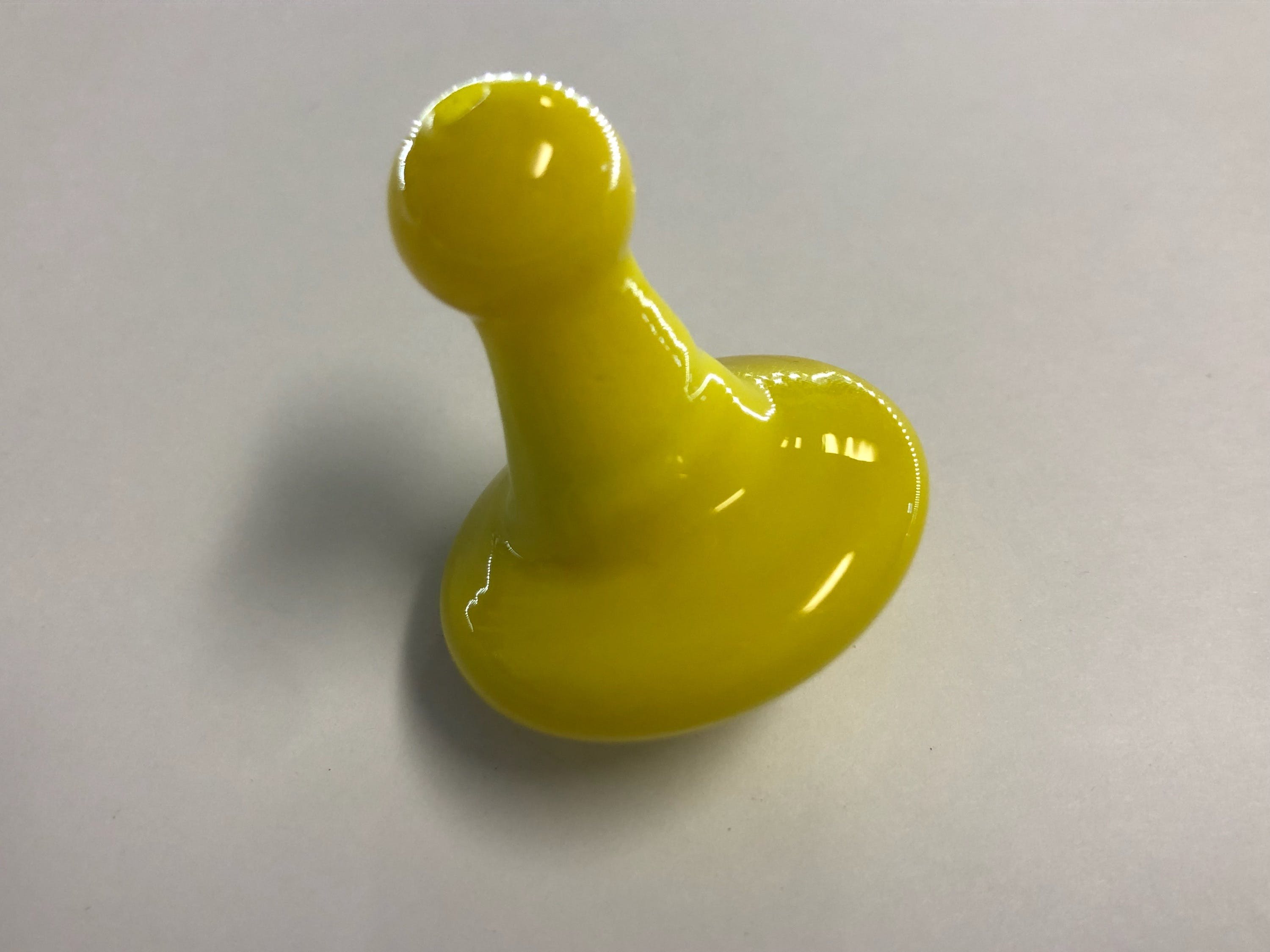 gear-yellow-pawn-carb-cap